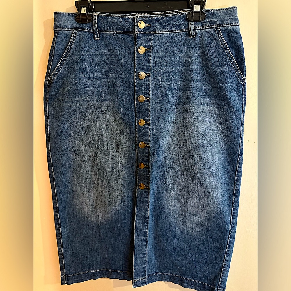 Modest Denim skirt